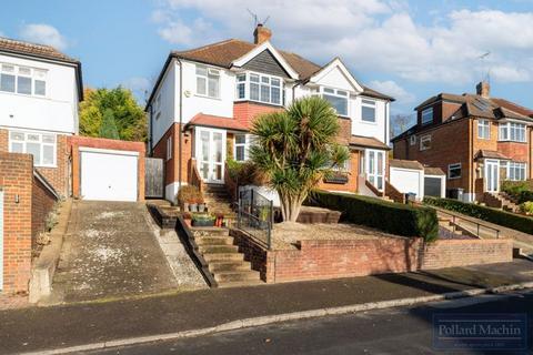 16 Hyde Road, South Croydon, CR2 9NP