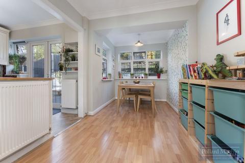 16 Hyde Road, South Croydon, CR2 9NP