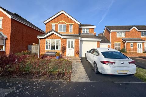 3 bedroom detached house for sale, Kirkstone Close, Blaydon