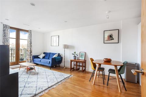 2 bedroom apartment to rent, Holloway Road, London, N7