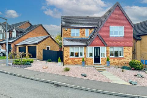 12 Parsonage Way, Linton, Cambridge, CB21 4YL