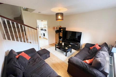 2 bedroom terraced house to rent, Longhedge, Caldecotte