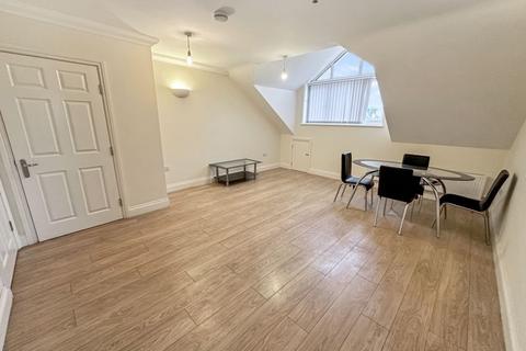 2 bedroom flat to rent, 30 Bennetts Yard, Uxbridge, UB8