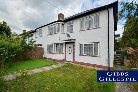 2 bedroom maisonette to rent, Otterburn Gardens, Isleworth TW7