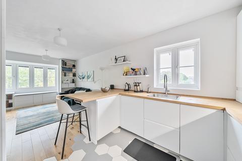 1 bedroom flat to rent, Kingsworthy Close, Kingston upon Thames, KT1