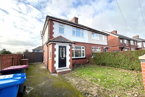 3 bedroom semi-detached house to rent, Hillside Avenue, Manchester