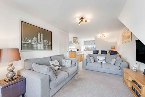 19 Ardrossan Road, Seamill, West Kilbride, KA23 9LZ