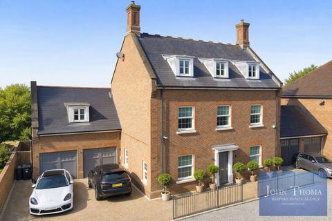 undefined, Regents Drive, Woodford Green IG8