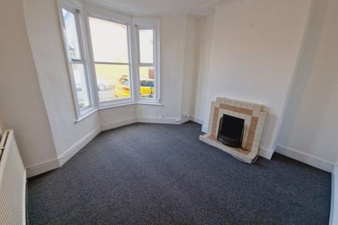 2 bedroom terraced house to rent, Douglas Road, Bristol BS7