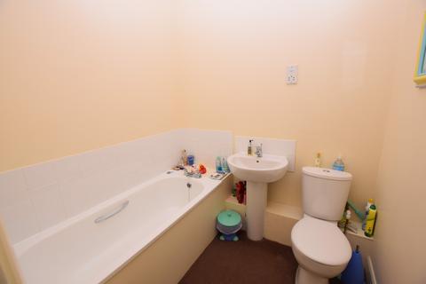 undefined, Flat 9 Adams House, 2 Adams Way, Alton, Hampshire, GU34