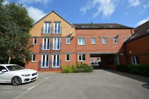 3 bedroom flat to rent, Edward Road, West Bridgford, Nottingham, Nottinghamshire, NG2