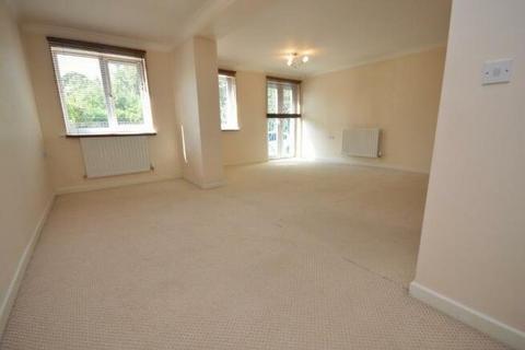 3 bedroom flat to rent, Edward Road, West Bridgford, Nottingham, Nottinghamshire, NG2