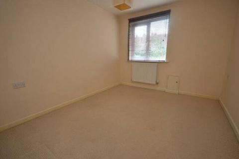 3 bedroom flat to rent, Edward Road, West Bridgford, Nottingham, Nottinghamshire, NG2