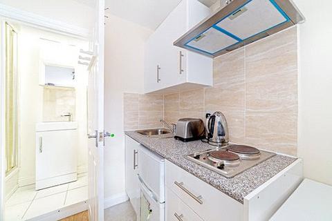 Property to rent, London N19