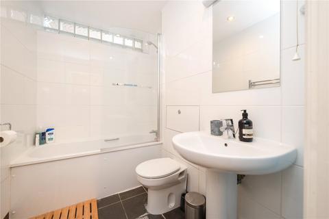 2 bedroom apartment for sale, London NW10