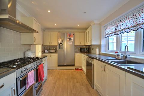 4 bedroom detached house for sale, Willow Road, South Wootton PE30