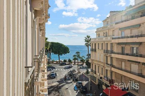 2 bedroom flat, Cannes, 06400, France