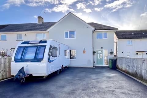 3 bedroom end of terrace house for sale, Festival Road, Stonehouse