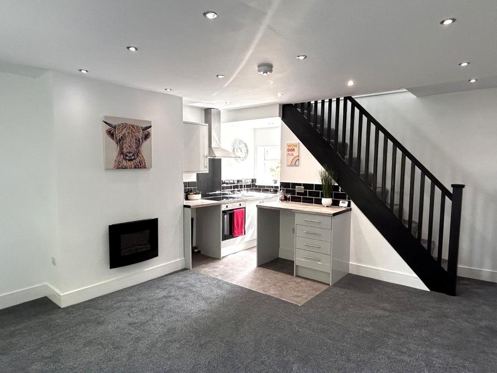 Lounge/Kitchen
