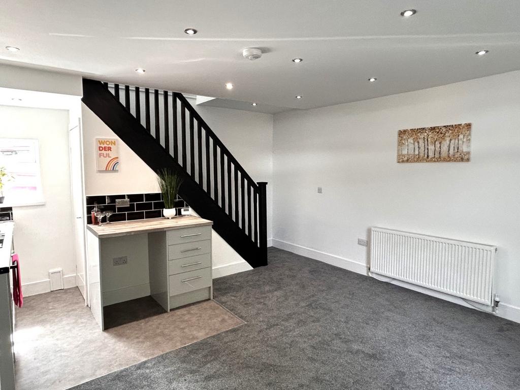 Lounge/Kitchen
