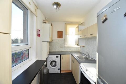 2 bedroom flat for sale, West Road, Torrance, Glasgow, G64 4DE