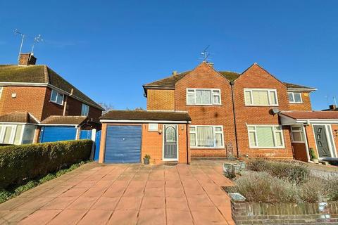 3 bedroom semi-detached house for sale, Egdon Drive, Old Bedford Road Area, Luton, Bedfordshire, LU2 7AZ