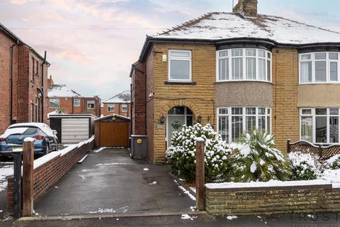 3 bedroom semi-detached house for sale, Hanging Heaton, Dewsbury WF12