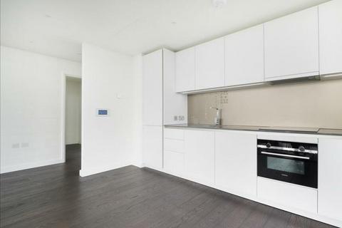 3 bedroom apartment to rent, Damac Tower, Bondway, London SW8