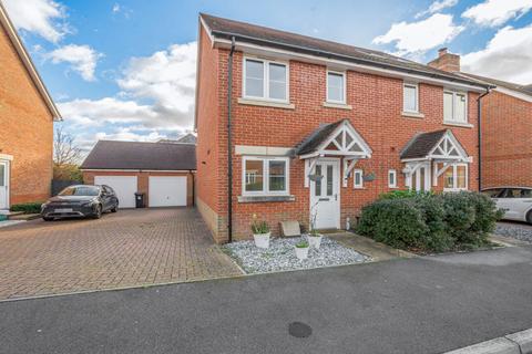 2 bedroom semi-detached house for sale, Columba Gardens, Wokingham, Berkshire