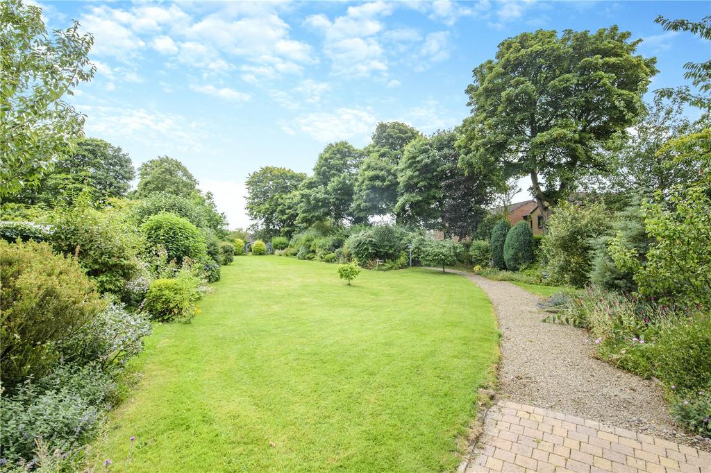 Laburnum Garden