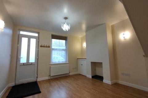 2 bedroom house to rent, LARKFIELD, KENT.