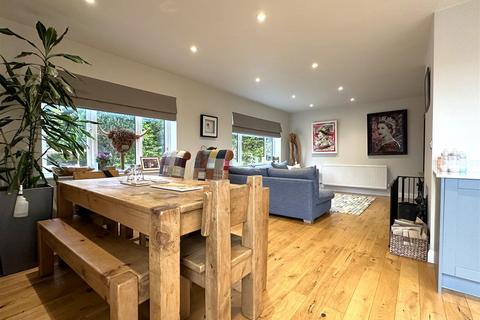 5 Beacon Way, Newark, NG24 2LD