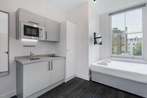 Studio to rent, Clanricarde Gardens, London W2