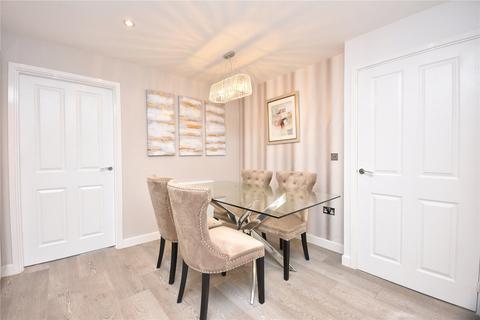 3 bedroom semi-detached house for sale, Daisy Place, Seacroft, Leeds, West Yorkshire