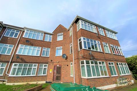 1 bedroom flat to rent, Chalford Court,  Pershore Close, Ilford