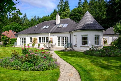 The Strone Blairgowrie Road, Dunkeld, PH8 0EP