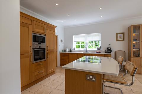 The Strone Blairgowrie Road, Dunkeld, PH8 0EP
