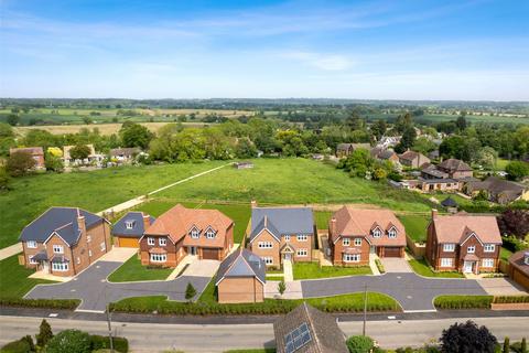 4 bedroom detached house for sale, Oakfields Cottage, Oakfields, Leckhampstead Road, Akeley, Buckingham, MK18