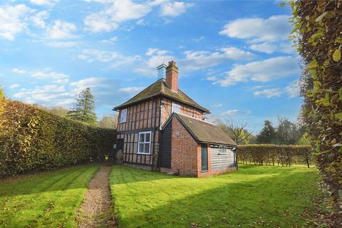 2 bedroom detached house to rent, Church Lane, Much Hadham, Herts, SG10