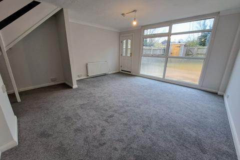 2 bedroom terraced house to rent, 19 Beaufort Walk