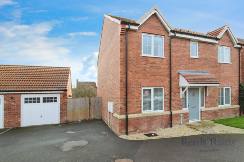 4 bedroom detached house for sale, Bishops Court, Leeds LS25