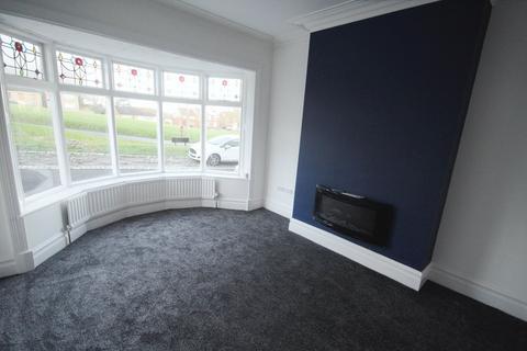 3 bedroom terraced house to rent, The Green, Ferryhill DL17