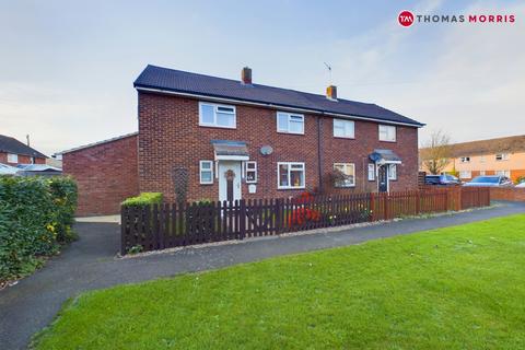 3 bedroom semi-detached house for sale, Belle Isle Crescent, Huntingdon PE28