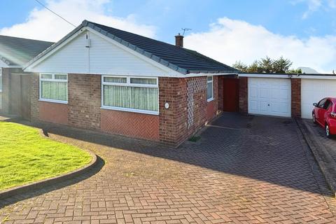 2 bedroom bungalow for sale, Greenside Close, Greater Manchester SK16