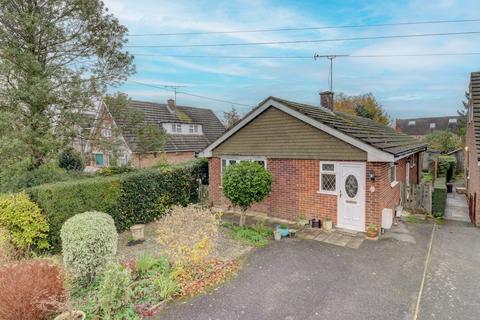 3 bedroom bungalow for sale, Oakengrove Close, High Wycombe HP15