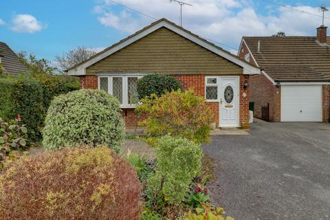 3 bedroom bungalow for sale, Oakengrove Close, High Wycombe HP15