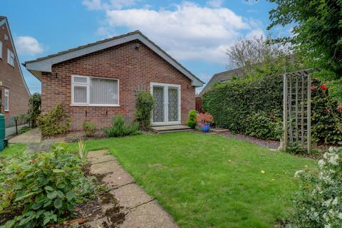 3 bedroom bungalow for sale, Oakengrove Close, High Wycombe HP15