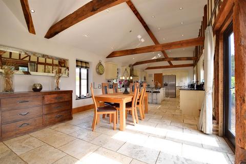 undefined, Woodgreen Road EN9