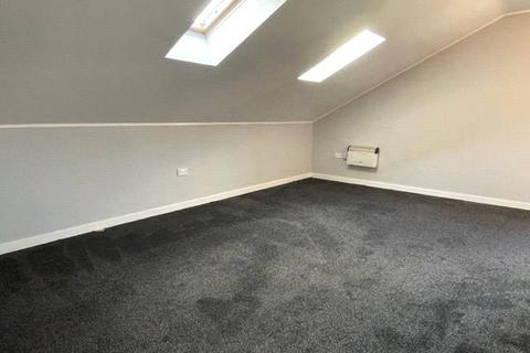 2 bedroom flat to rent, James Court, Pontefract WF9