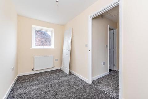 2 bedroom terraced house to rent, Hall Street, Merseyside WA10